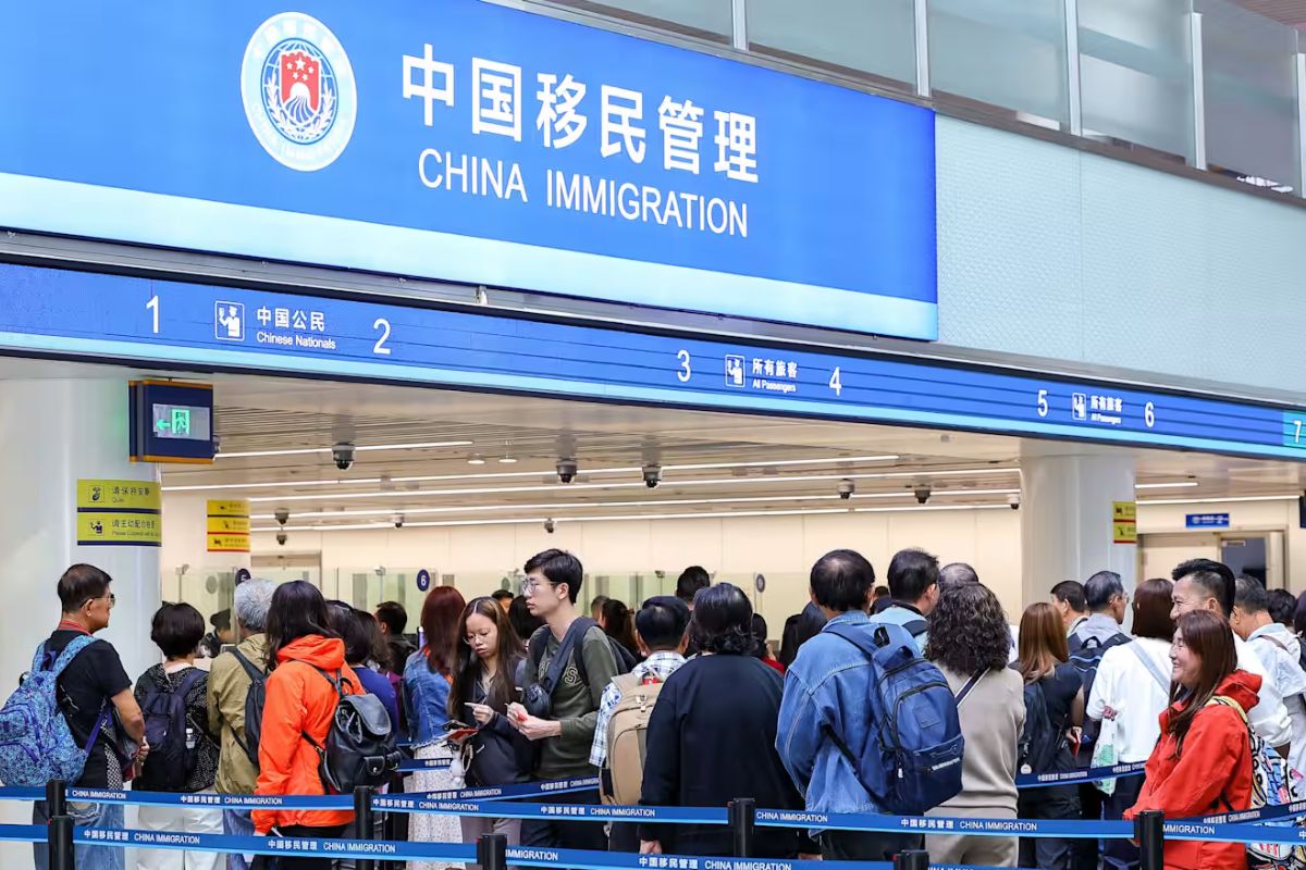 Secondary Passport Brokers See Surge from China AI Exit Bans