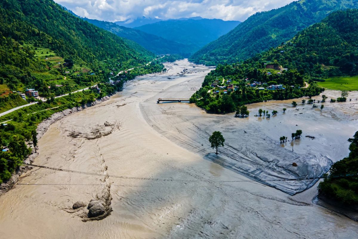 Glacier Collapse Cuts Nepal Hydropower Export Revenues